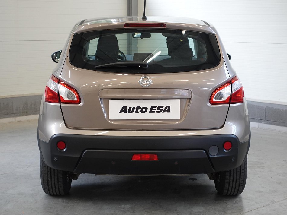 Nissan Qashqai 1.6i 