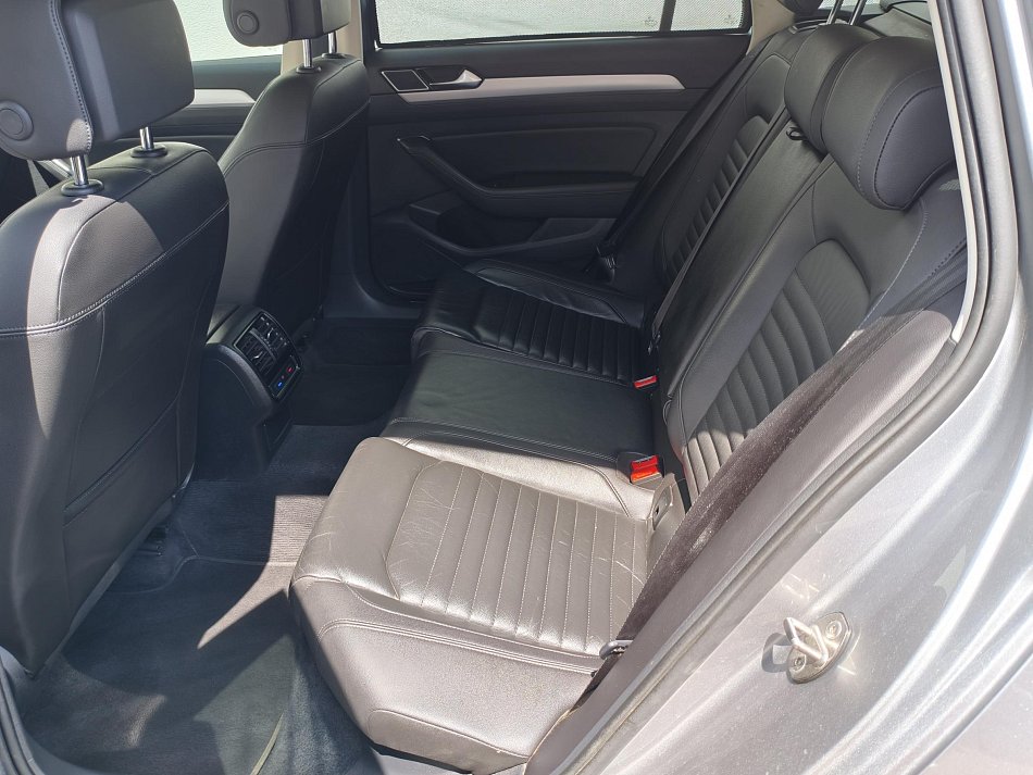 Volkswagen Passat 1.6 TDI 