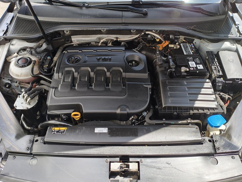 Volkswagen Passat 1.6 TDI 