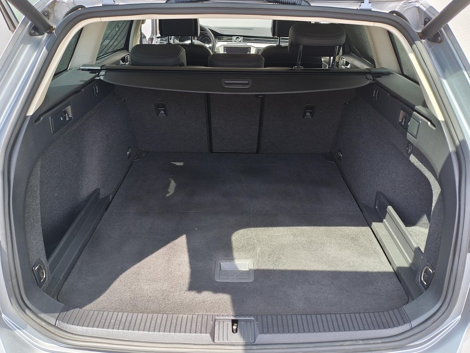 Volkswagen Passat 1.6 TDI 