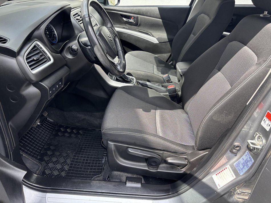 Suzuki S-Cross 1.6 VVT Comfort 4X4