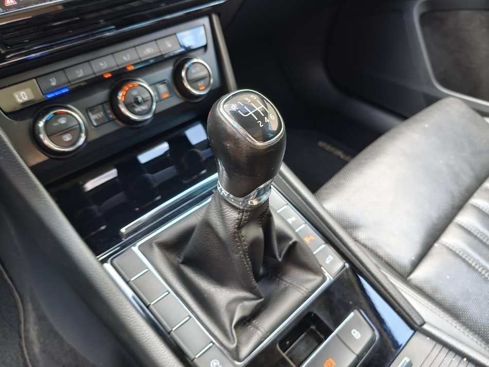 Škoda Superb III 1.4 TSi Style