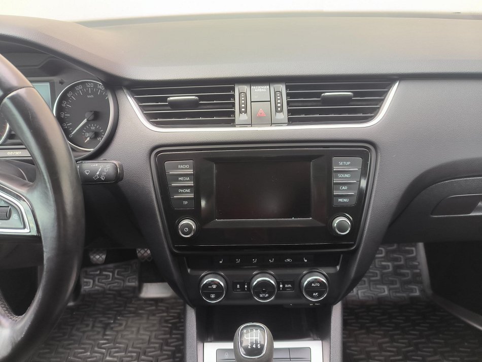 Škoda Octavia III 2.0 TDi Elegance