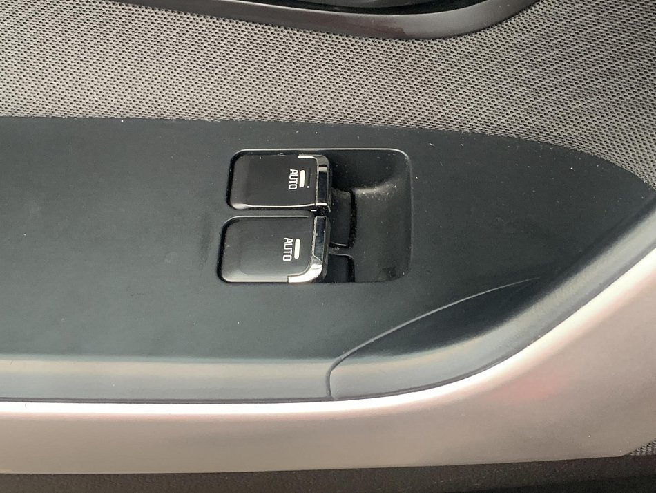 Kia Ceed 1.4CVVT 