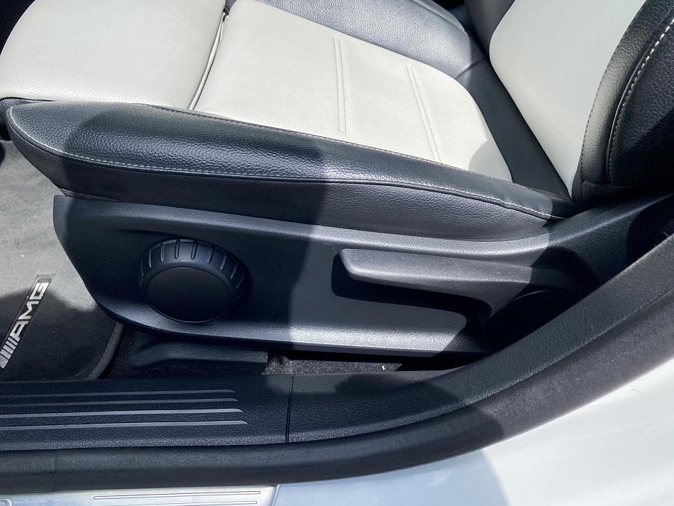 Mercedes-Benz Třída A 2.0i 