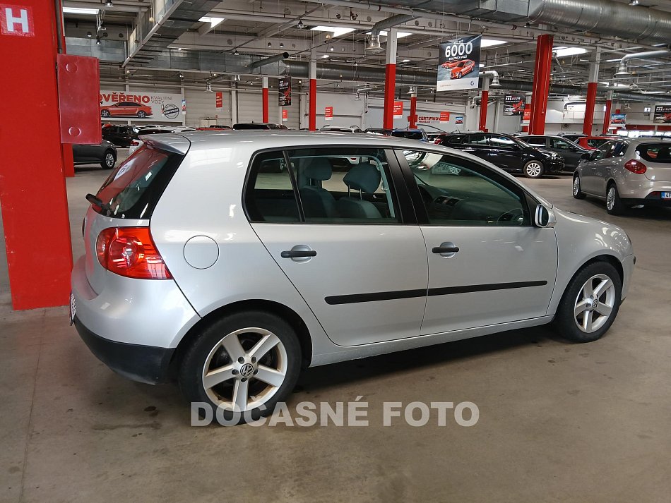 Volkswagen Golf 1.6i 