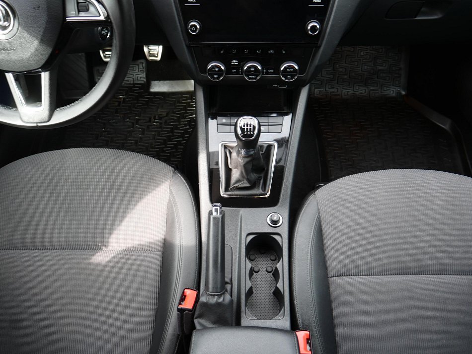Škoda Octavia III 1.5 TSI Style