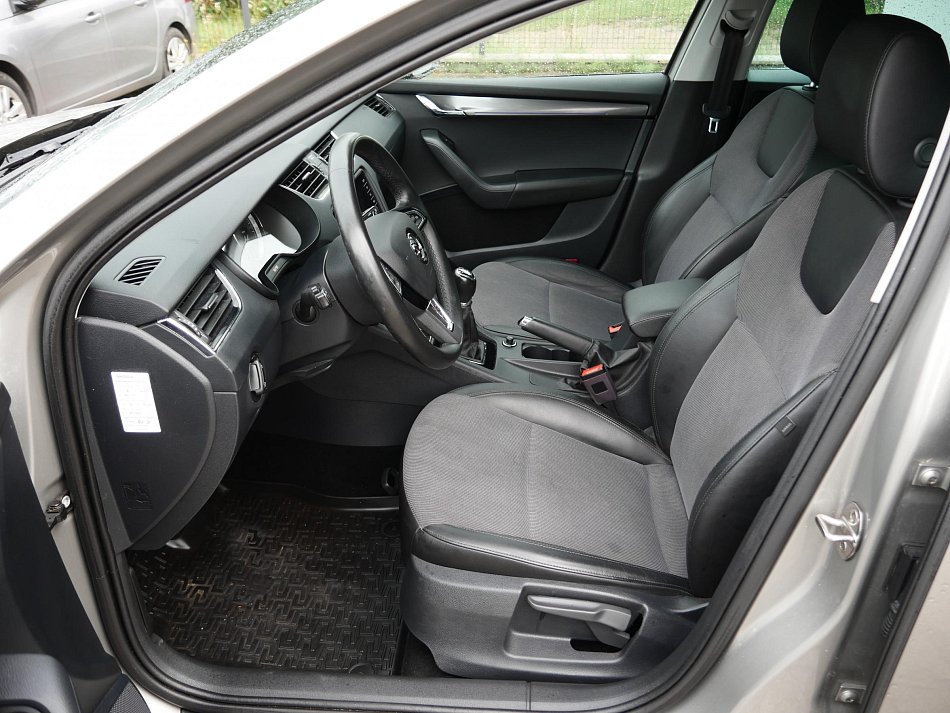 Škoda Octavia III 1.5 TSI Style