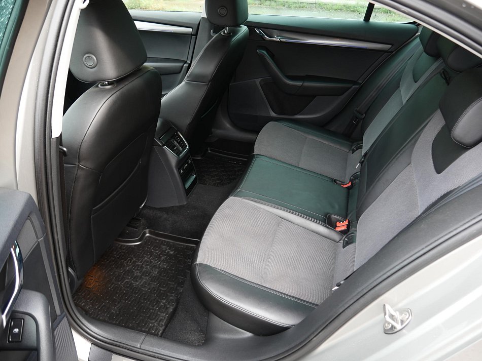 Škoda Octavia III 1.5 TSI Style