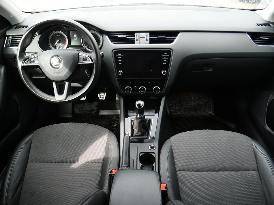 Škoda Octavia III 1.5 TSI Style