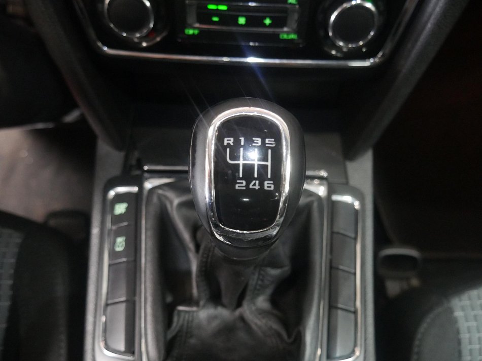 Škoda Superb II 2.0 TDi 
