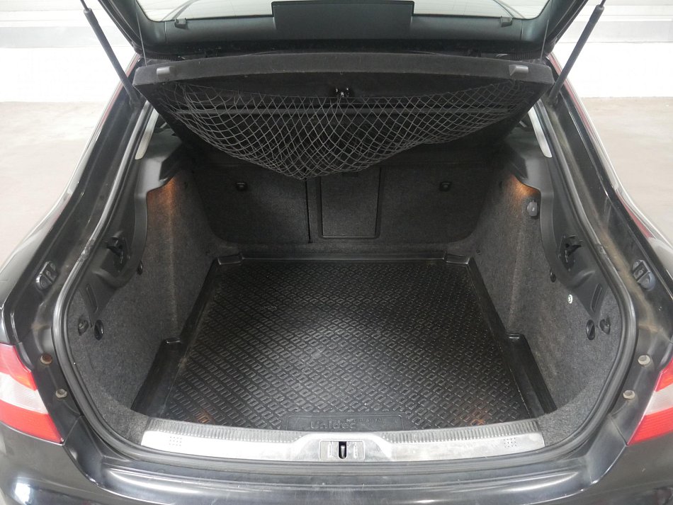 Škoda Superb II 2.0 TDi 