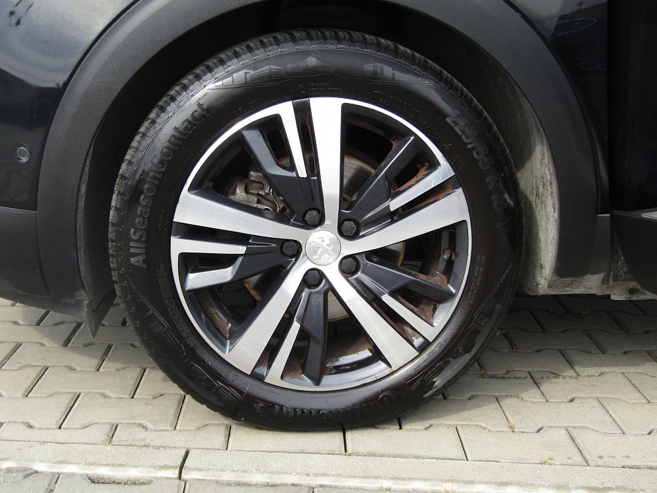 Peugeot 3008 1.2 PT GT Line