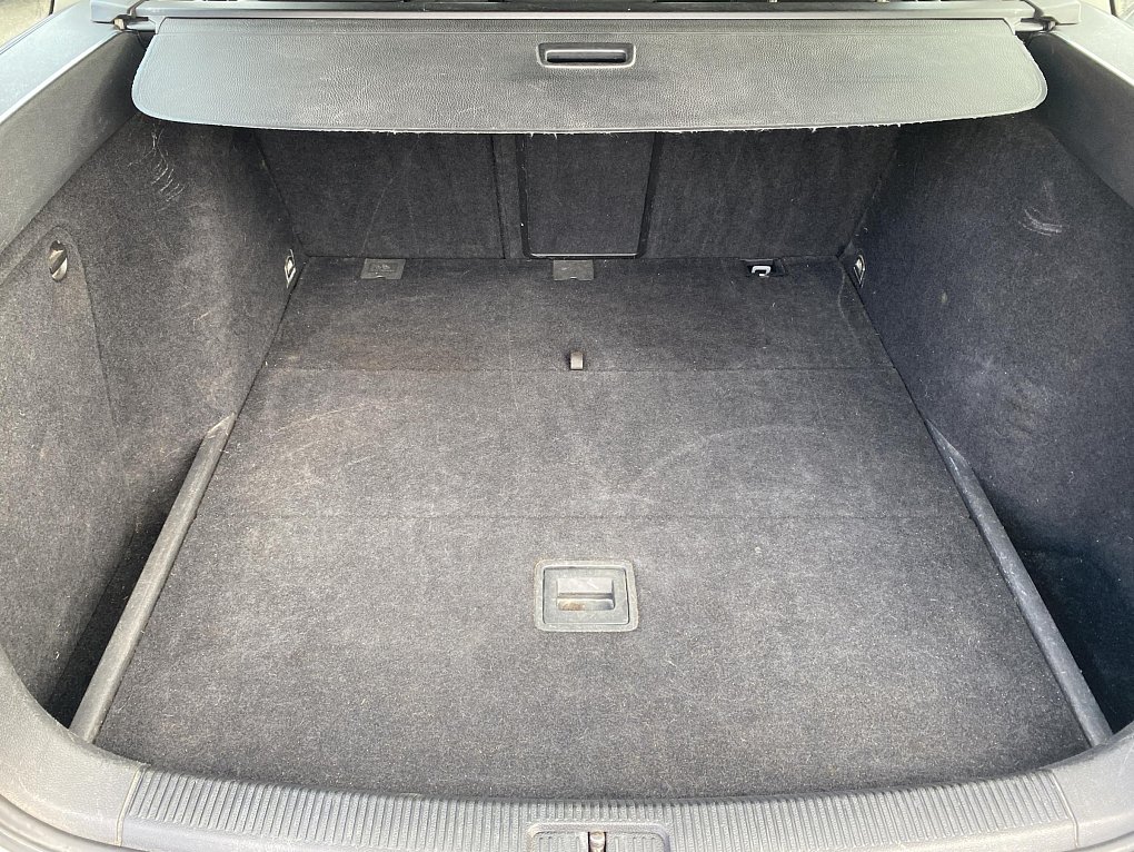 Volkswagen Golf 1.6 TDi 