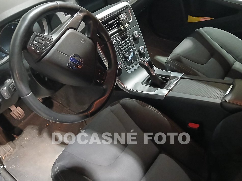 Volvo V60 2.0 D 