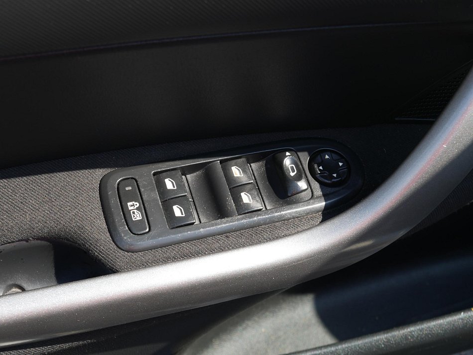 Peugeot 308 1.6 HDi 