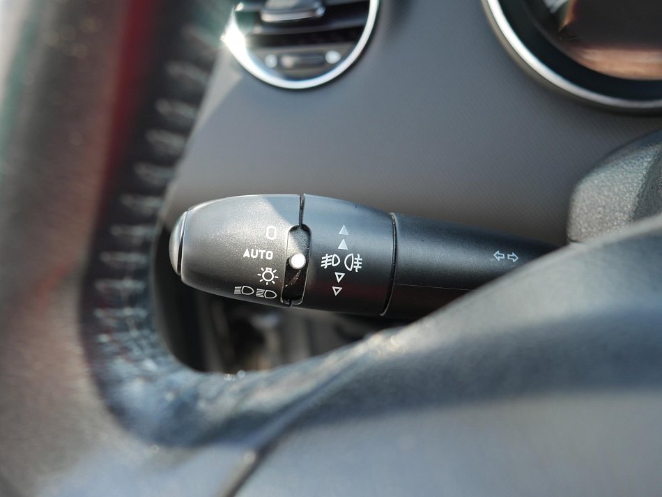 Peugeot 308 1.6 HDi 