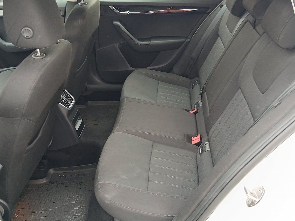 Škoda Octavia III 1.6 TDi Style