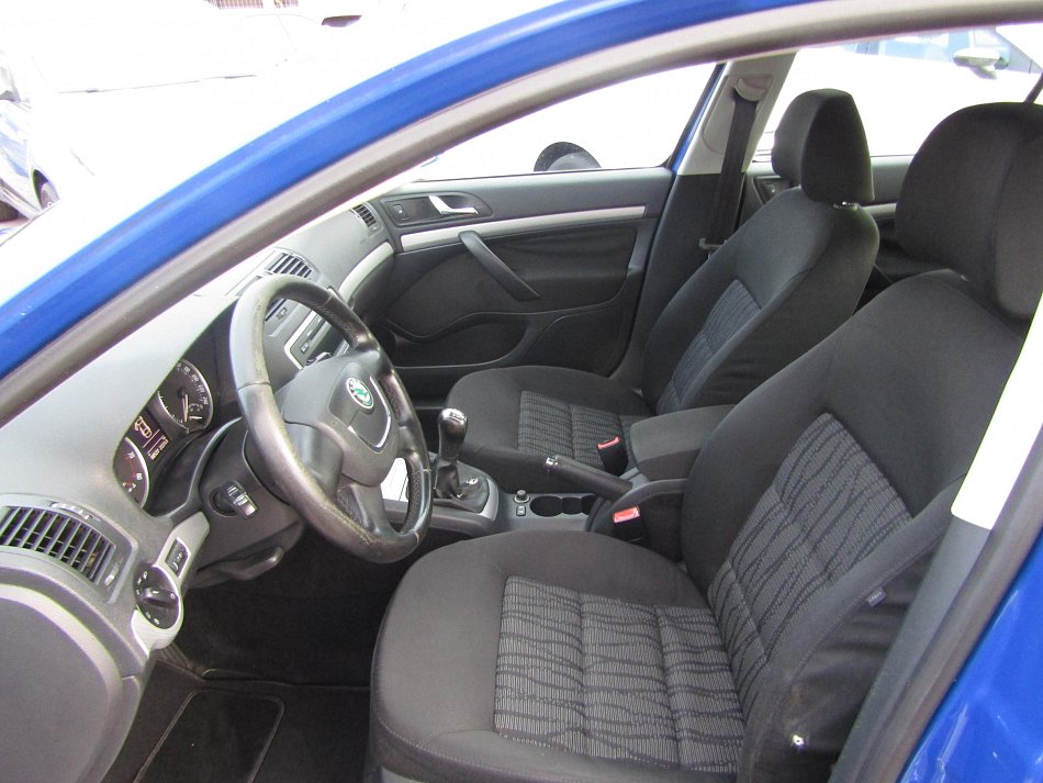 Škoda Octavia II 1.2 TSi Elegance