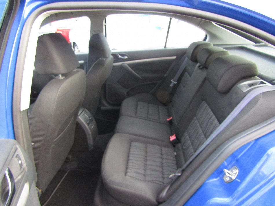 Škoda Octavia II 1.2 TSi Elegance