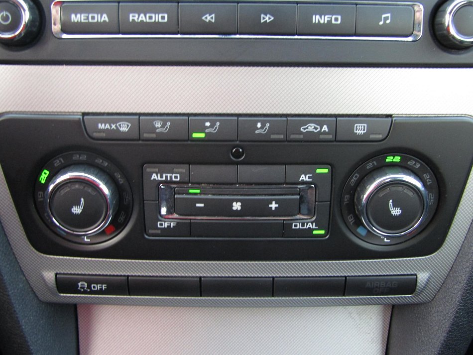 Škoda Octavia II 1.2 TSi Elegance