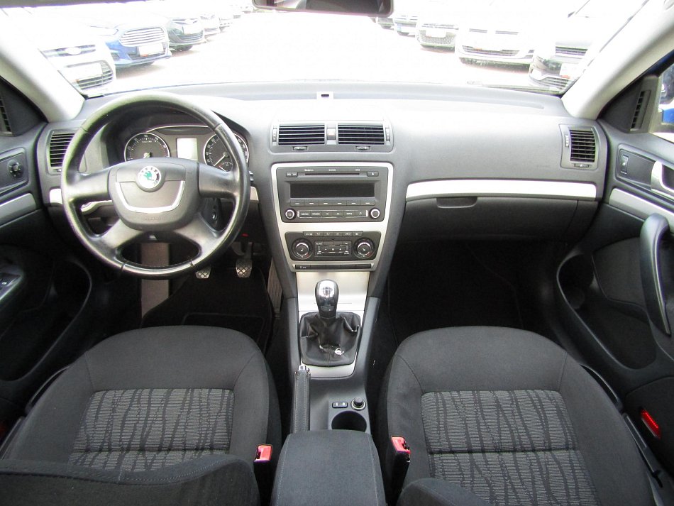 Škoda Octavia II 1.2 TSi Elegance
