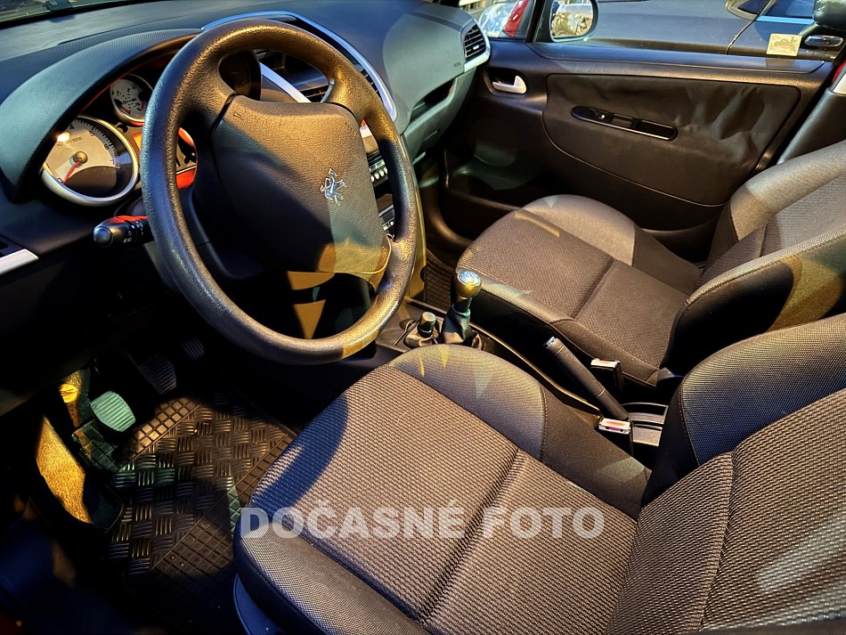 Peugeot 207 1.4i 