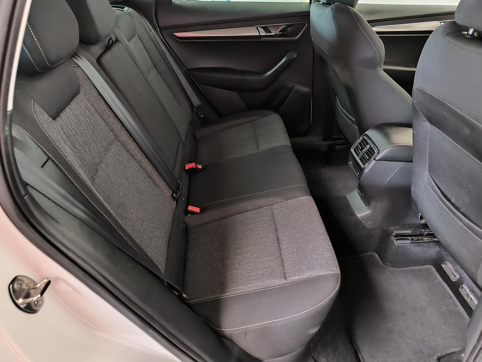 Škoda Karoq 1.0 TSi Style