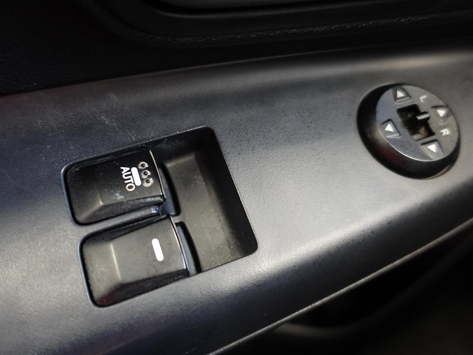 Kia Rio 1.4i 