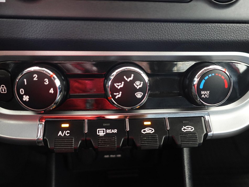 Kia Rio 1.4i 