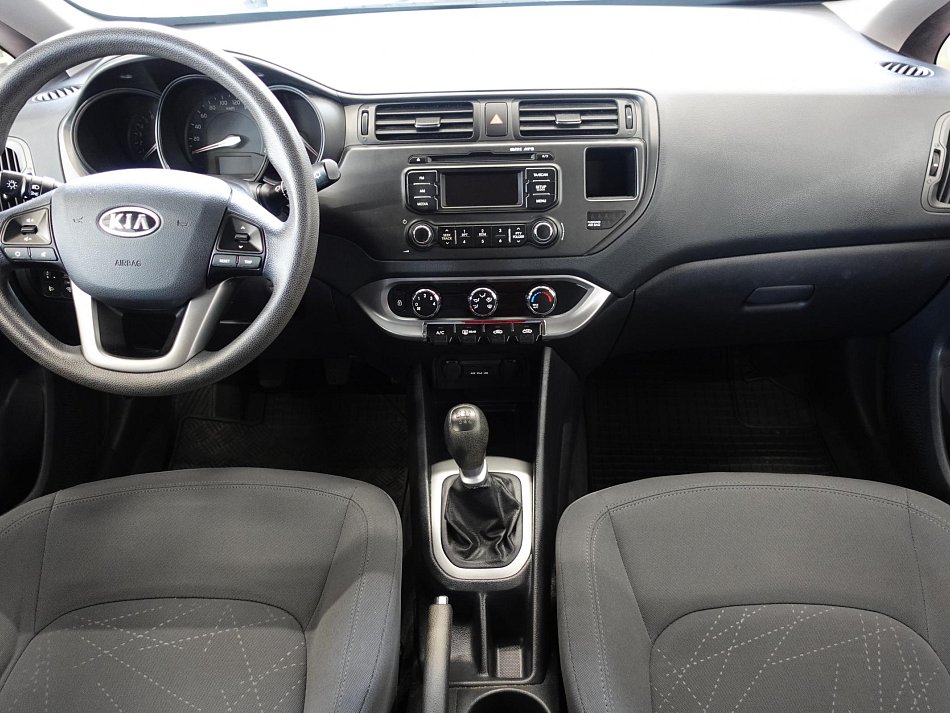 Kia Rio 1.4i 