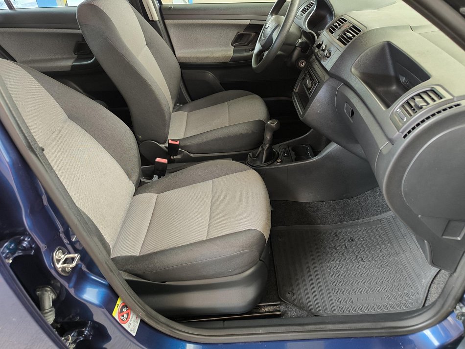 Škoda Fabia II 1.4 16V Ambiente