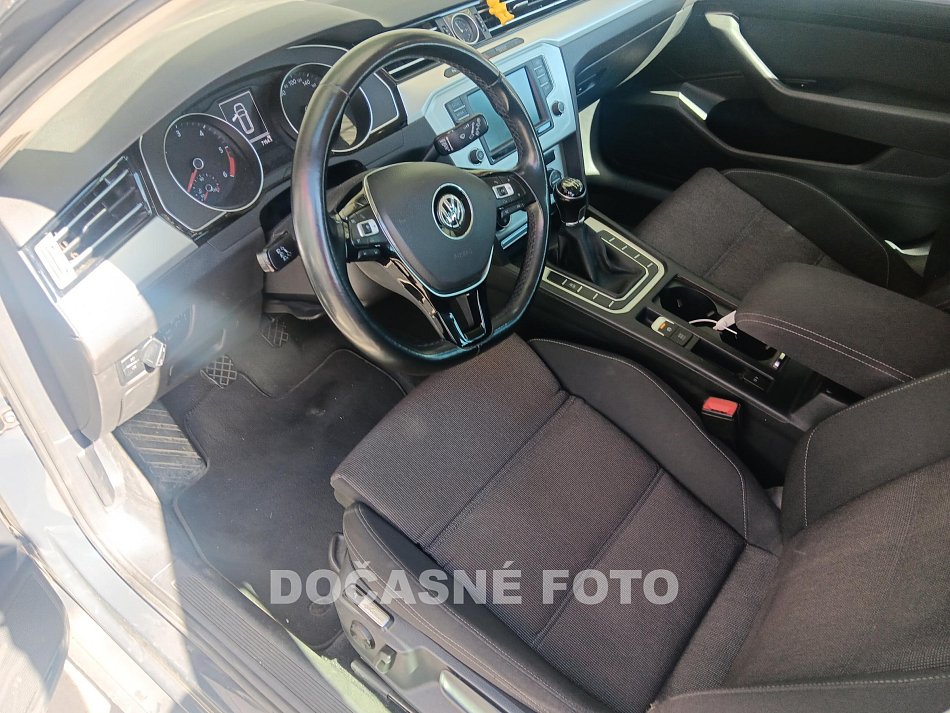 Volkswagen Passat 2.0 TDi 