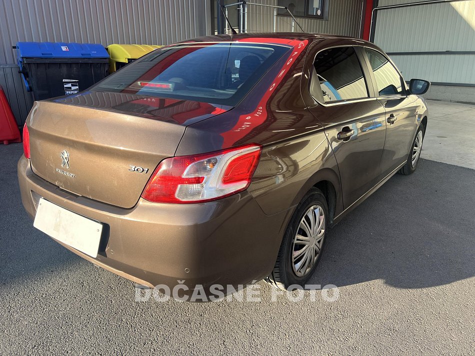 Peugeot 301 1.6 HDi 