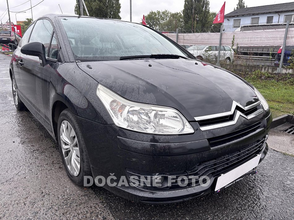 Citroën C4 1.4i 