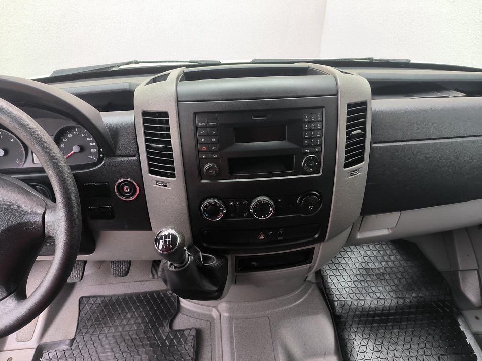 Volkswagen Crafter 2.0TDi  L2H2 CHLADÍCÍ