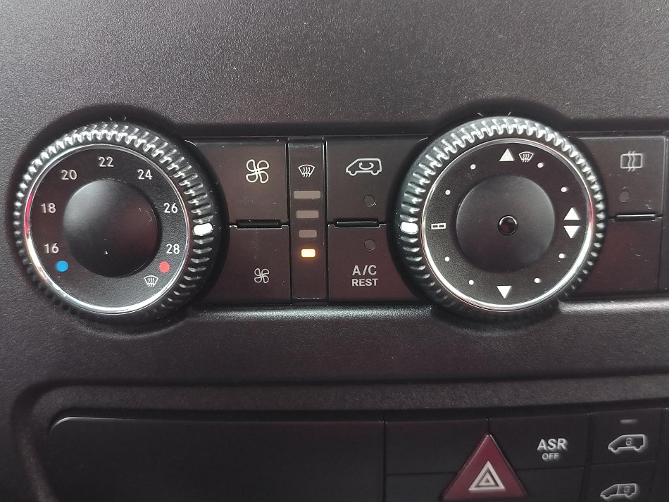 Volkswagen Crafter 2.0TDi  L2H2 CHLADÍCÍ