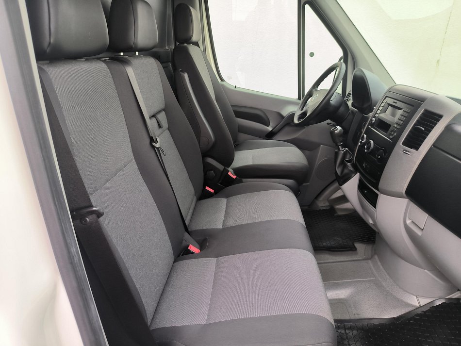 Volkswagen Crafter 2.0TDi  L2H2 CHLADÍCÍ