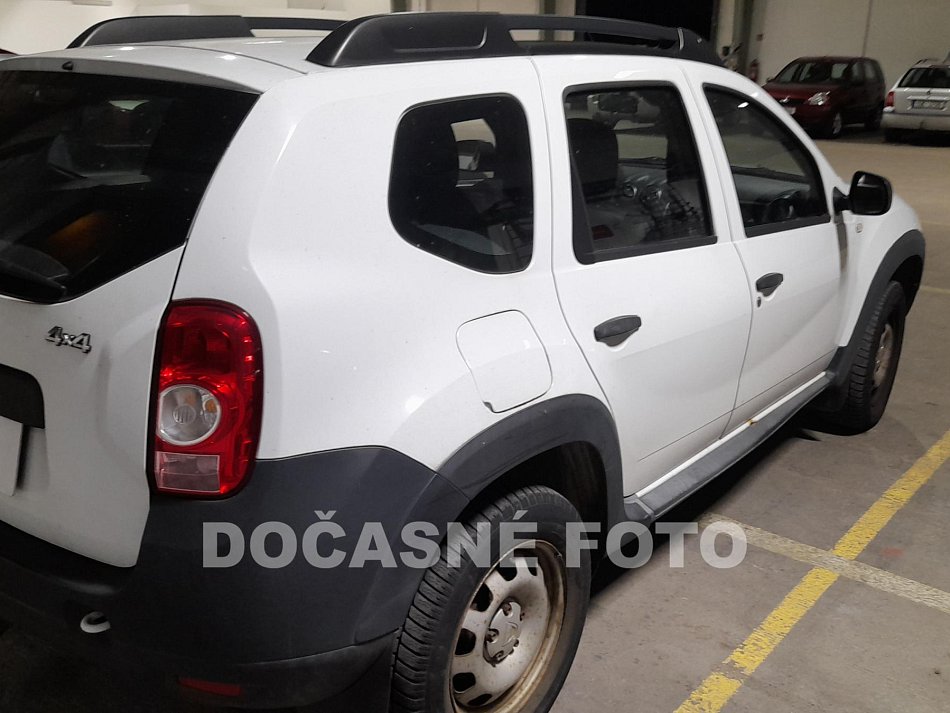 Dacia Duster 1.6i 