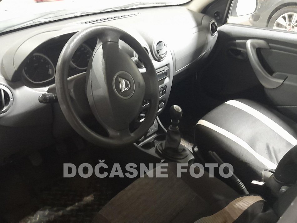 Dacia Duster 1.6i 