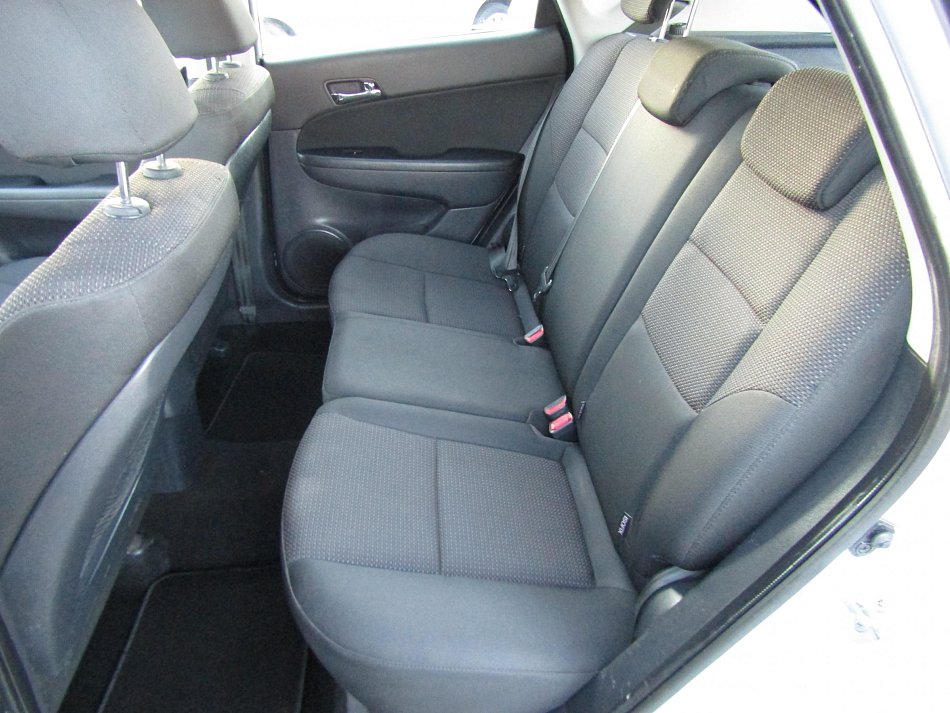 Hyundai I30 1.6 CRDi 