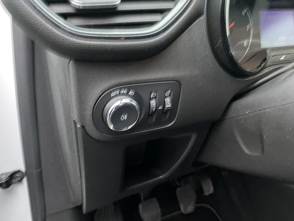 Opel Crossland X 1.2i Edition