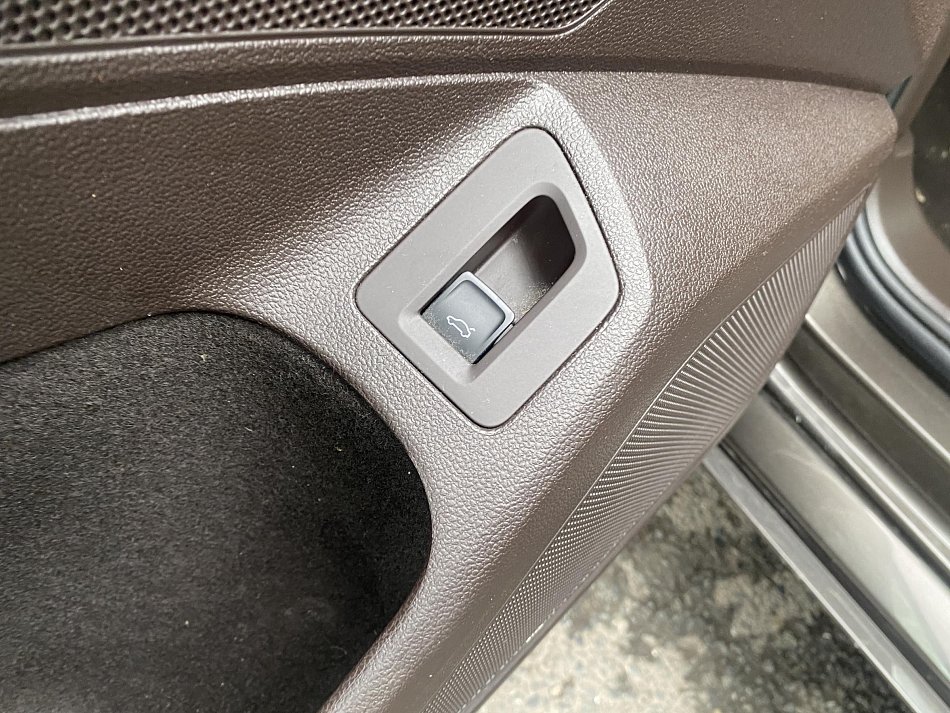 Volkswagen Passat 2.0 TDi Highline