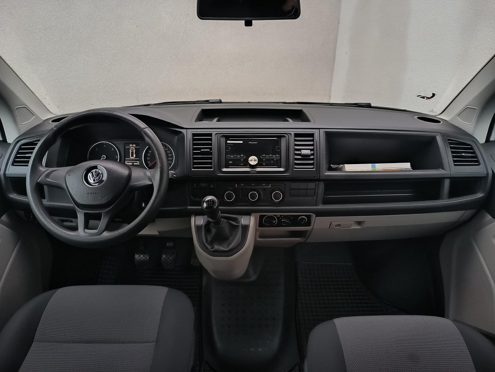 Volkswagen Transporter 2.0TDi  T6 L2 9míst