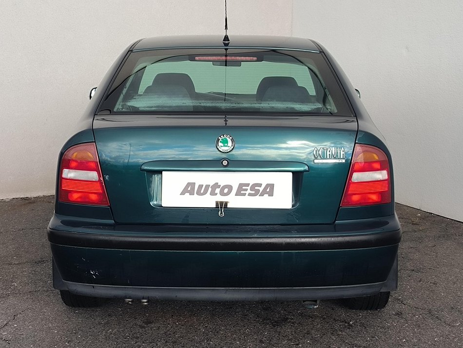 Škoda Octavia 1.8 20V 