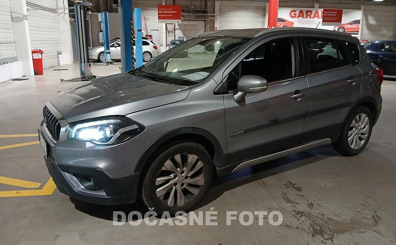 Suzuki S-Cross 1.0