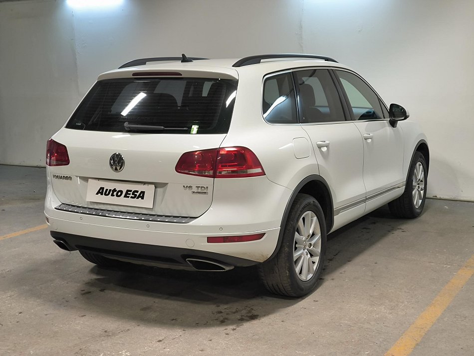 Volkswagen Touareg 3.0TDi  4Motion