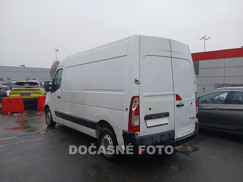Renault Master 2.3 DCi 