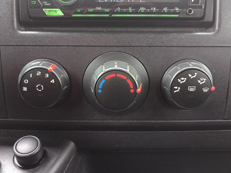 Renault Master 2.3dCi  L1H1 5míst