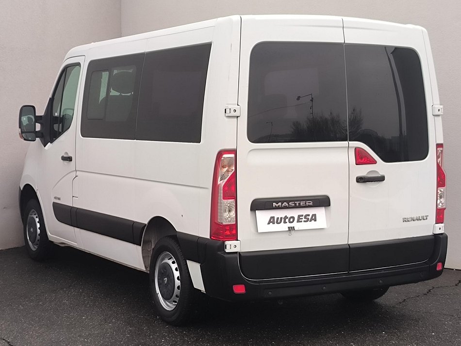 Renault Master 2.3dCi  L1H1 5míst